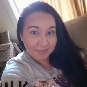 Meet your Posher, Becky